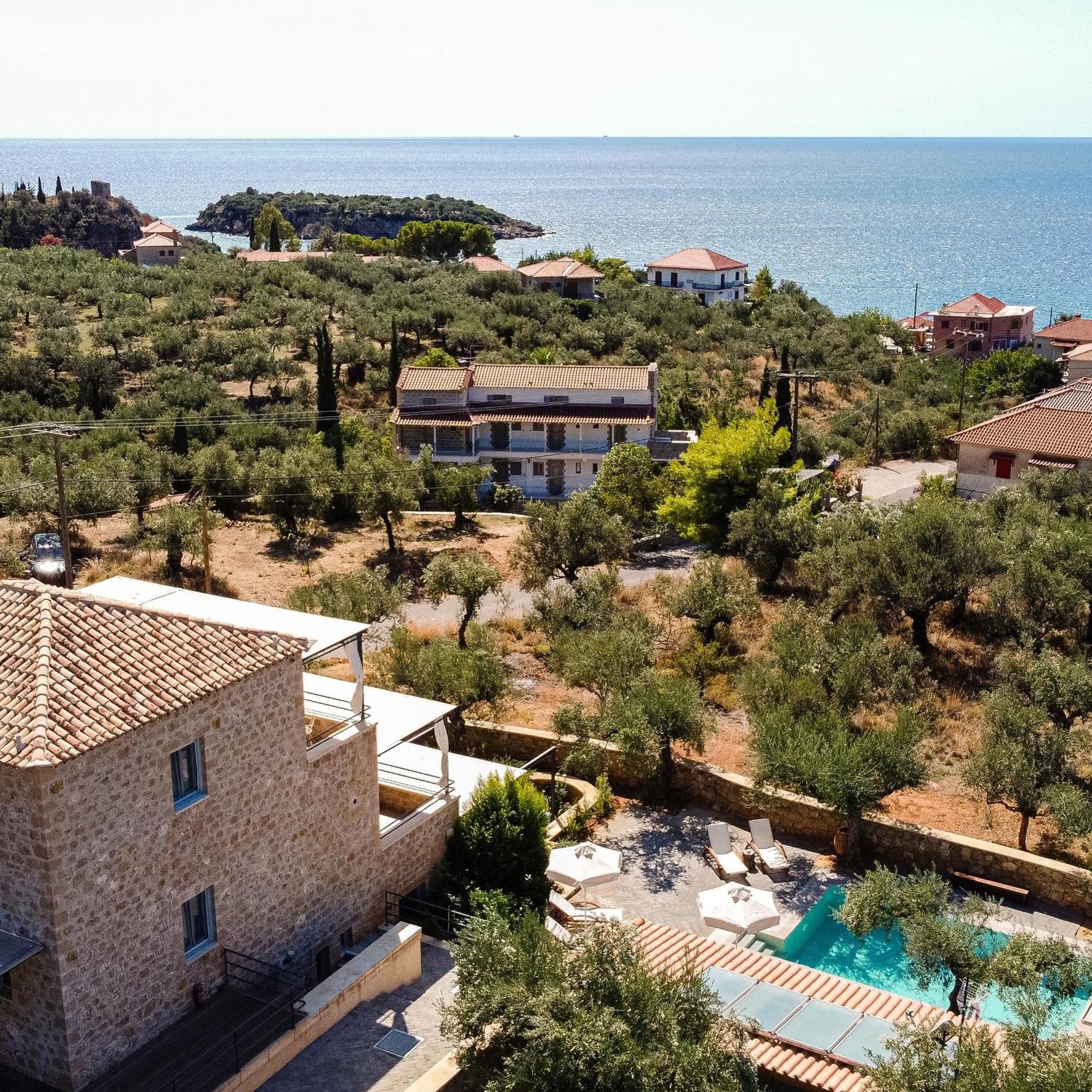 Lithos Guesthouse Kardamili الغرفة الصورة
